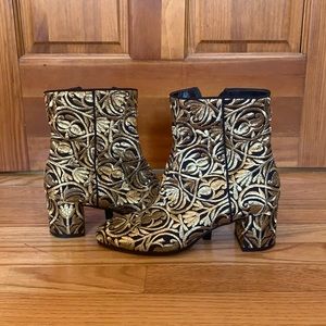 M.Gemi Gold metallic boots